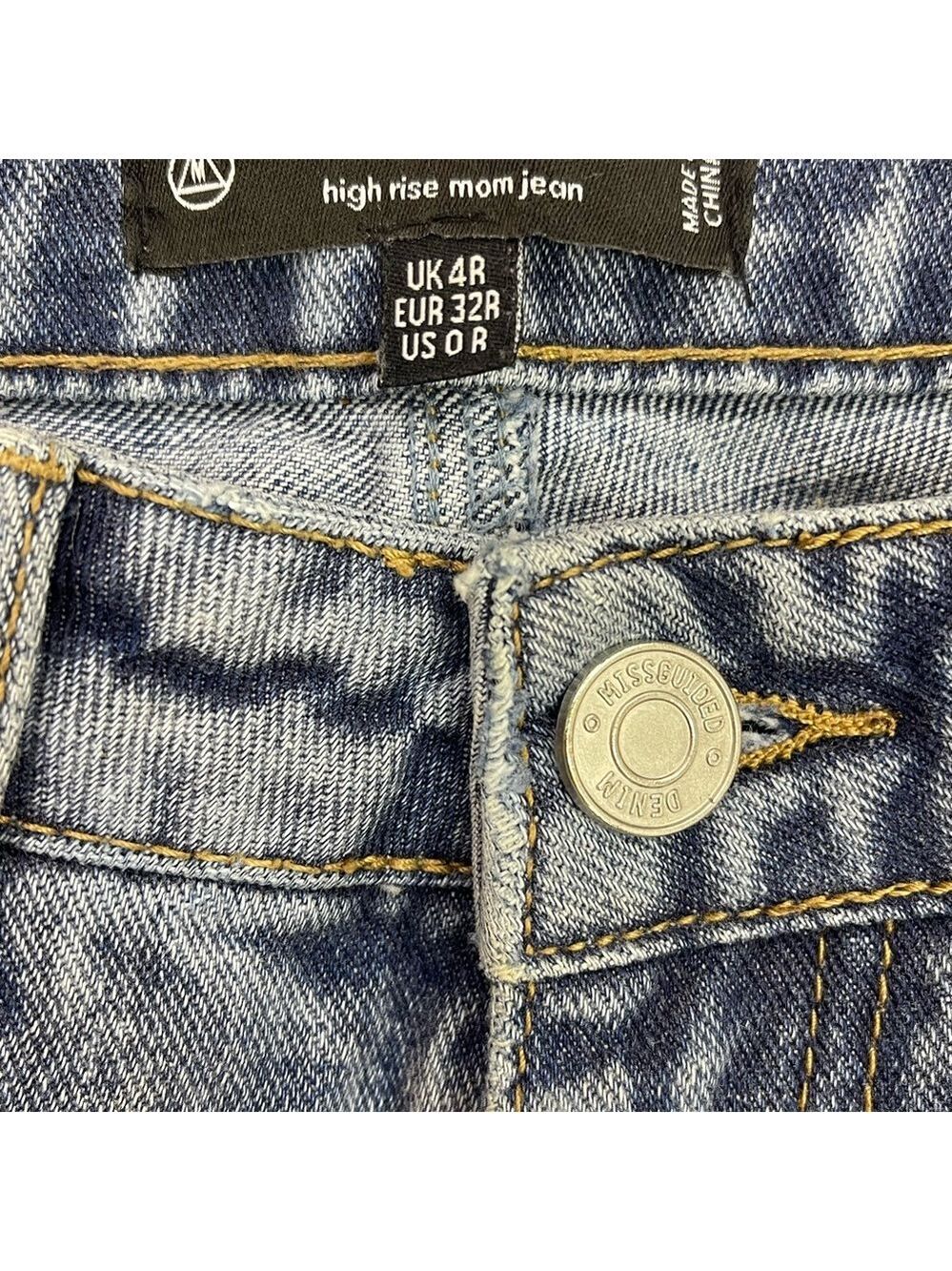 Missguided Riot High Rise Mom Jeans - Picture 4 of 4